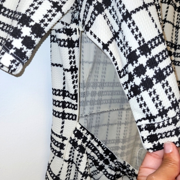 MOTHERHOOD MATERNITY NURSING Black & White LIFT UP ZIPPER DETAIL NURSING DRESS L - Picture 6 of 16